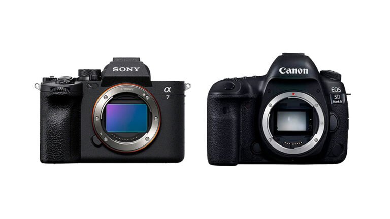 ▷ Sony a7 IV vs Fujifilm X-T4, ¿Cuál es mejor?